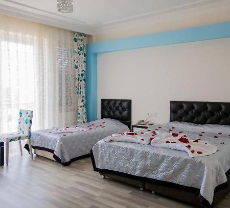 Deniz Hotel 菲尼克 外观 照片
