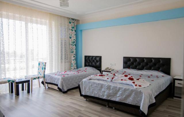 Deniz Hotel 菲尼克 外观 照片